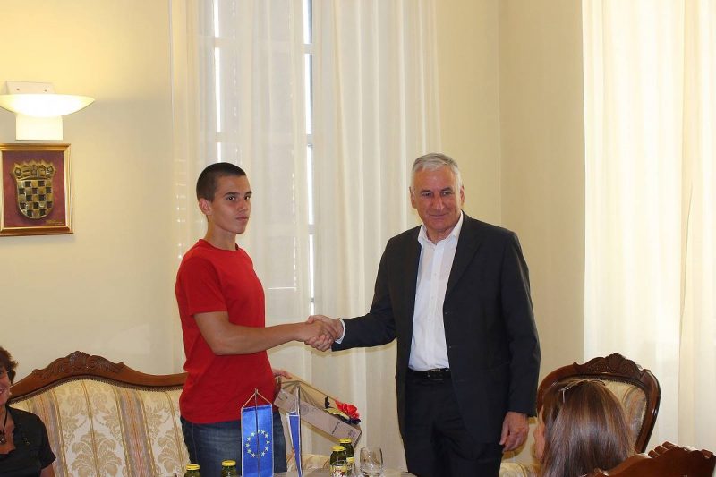 ...AND THE OSCAR GOES TO PATRIK PAPAC